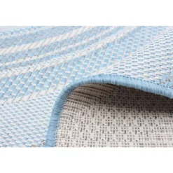 Indoor or Outdoor Rug - 5 x 7