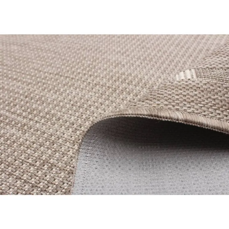 Indoor or Outdoor Rug - 4 x 6