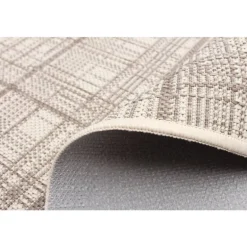 Indoor or Outdoor Rug - 3 x 5