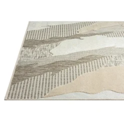 Indoor or Outdoor Rug - 8 x 10