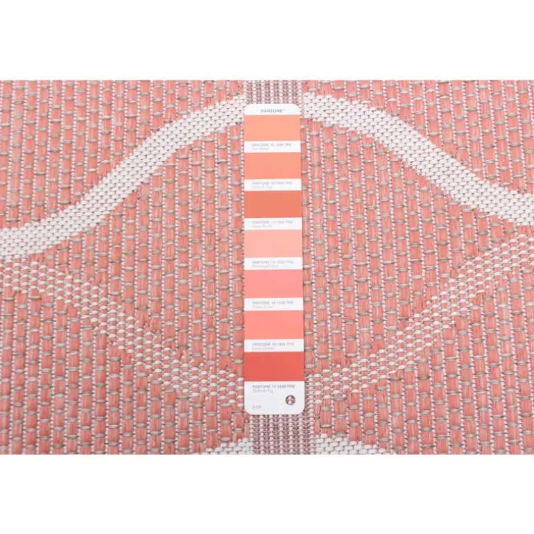 Indoor or Outdoor Rug - 5 x 7