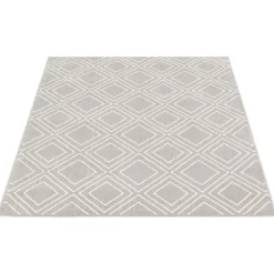 Indoor Rug - 7 x 10