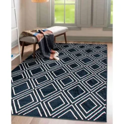 Indoor Rug - 7 x 10
