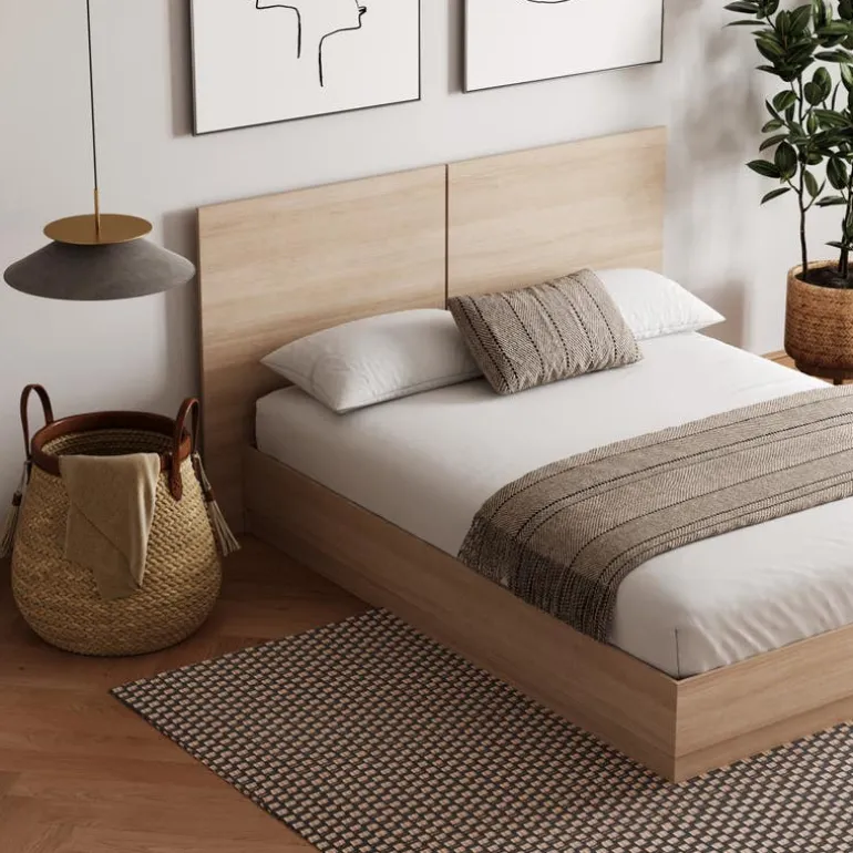 King Bed with Headboard (78") - Nexera