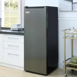 MARATHON 6.5 Cu. Ft. Freezer Black, Vertical, 21.7