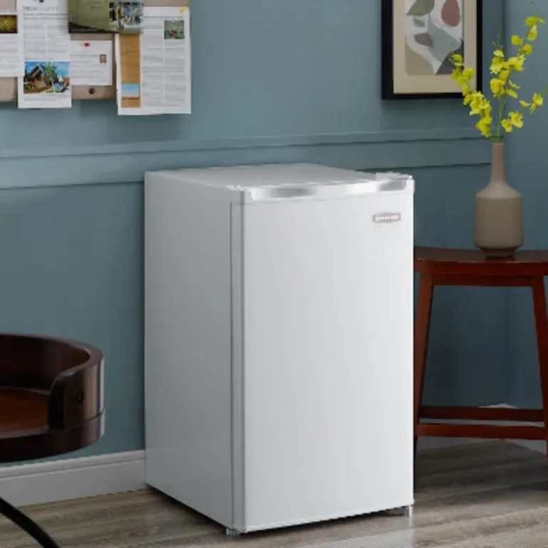 MARATHON 4.4 cu.ft Compact Luxury Refrigerator White Compact - MAR46W