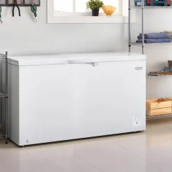 MARATHON Freezer White, Honrizontal, 55" - MCF140W