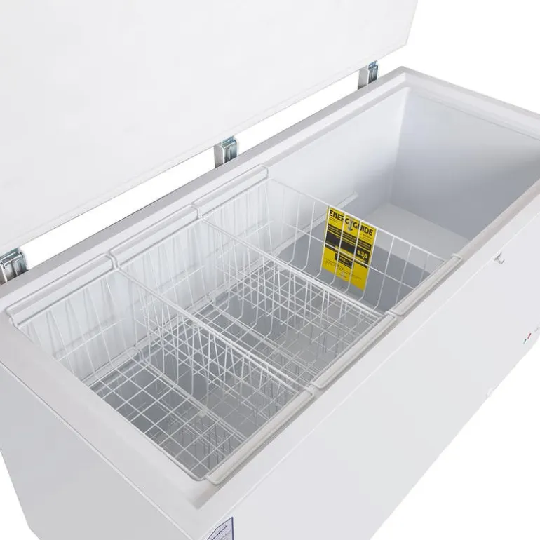 MARATHON Freezer White, Honrizontal, 71" - MCF200W