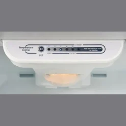 MOFFAT 18 Cu Ft 30 In Refrigerator White Top Freezer - MTE18HTKRWW