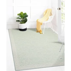 Outdoor 7 x 10 ft Rug