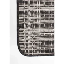 Outdoor 2 x 7 ft Rug