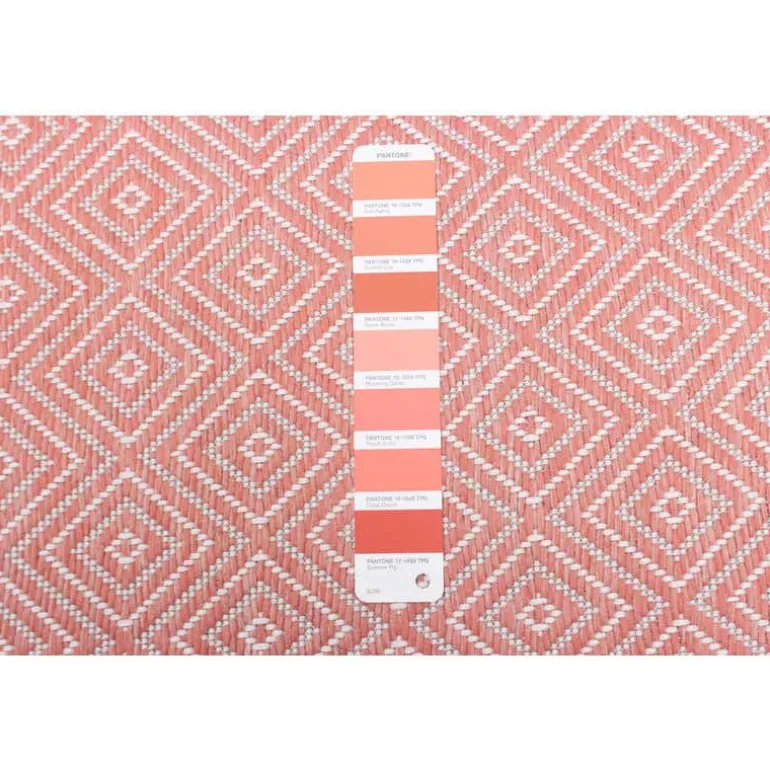 Outdoor 7 x 10 ft Rug