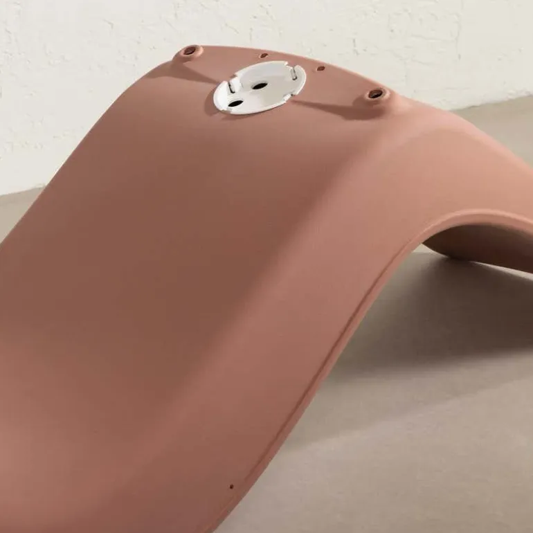 Outdoor Lounge Chair