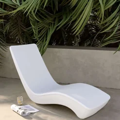 Outdoor Lounge Chair
