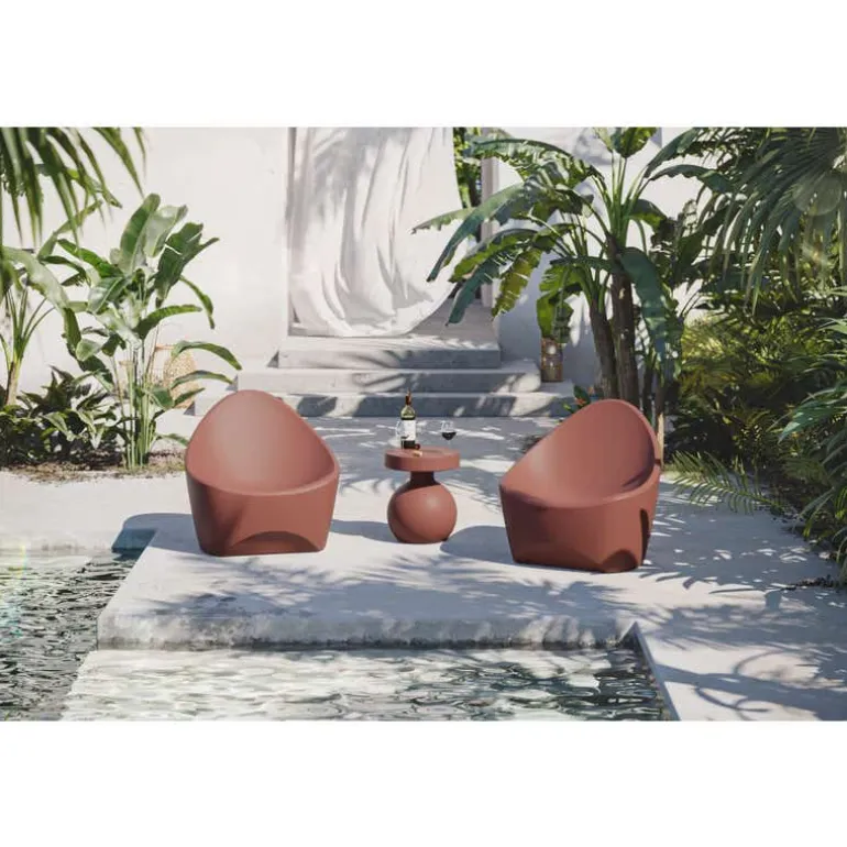 Outdoor Rounded-Base Side Table