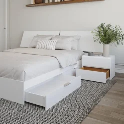Queen 2-Drawer Storage Bedroom Set (60
