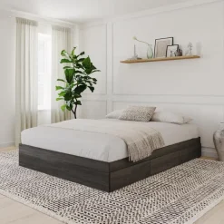 Queen Platform Bed with 3-Drawer Storage (60") - Nexera
