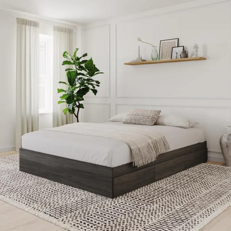 Queen Platform Bed with 3-Drawer Storage (60") - Nexera