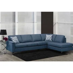 Sectional with Right-Side Chaise