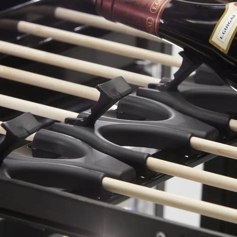 SILHOUETTE Wine Cooler 24 in Black 24" - SRVWC050R-SS